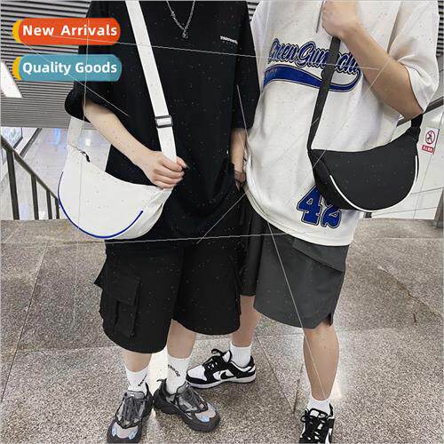 Female 2022 new dumpling bag lightweight small satchel sport