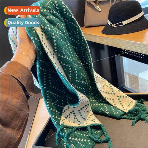 Soft diamond-shaped lattice thick twist braid tassel autumn