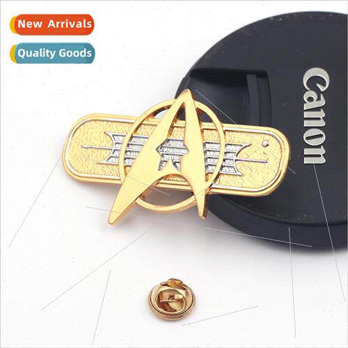 Star Trek Primary Captain Hero Brooch Movie and TV Periphera
