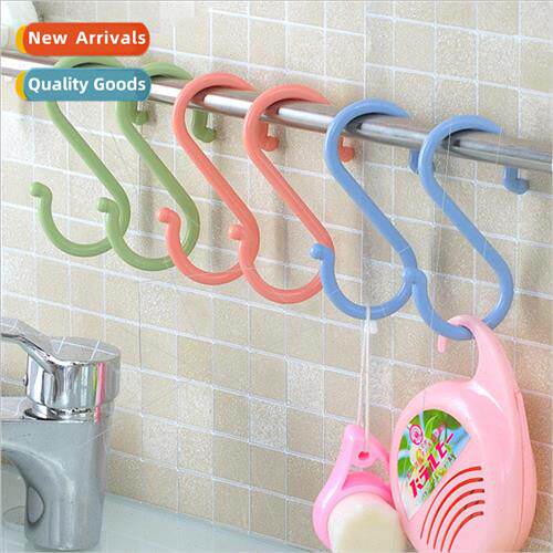 No-hole S-shaped plastic hooks kitchen bathroom towel hooks