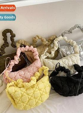 Bag 2023 new Korean pleated cloud bag feather bag armpit dum