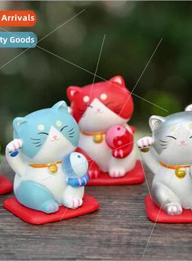 Cartoon beckoning cat hands office boy toy small ornaments c
