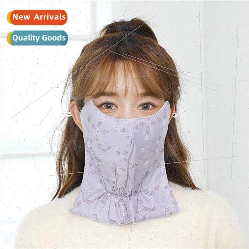 Autumn and winter small fresh embroidery Ms. flannel mask Ko