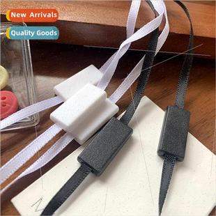 clothes double tag hanging buckle rope Clothing