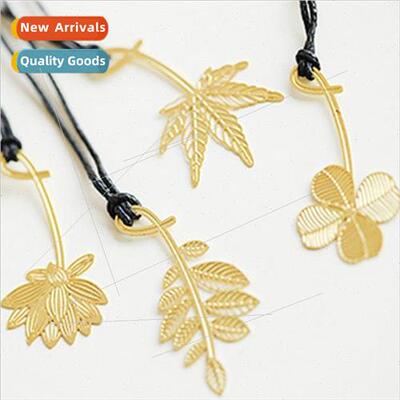Metal bookmarks beautiful lovely gold-plated hollow book cli