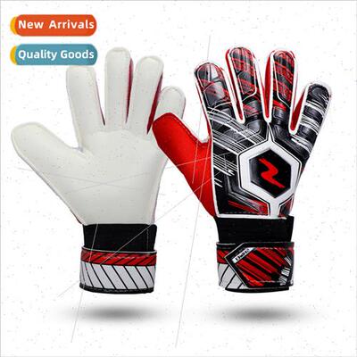 Goalkeeper Gloves Childrens Anti-bump and Anti-slip Goalkeep