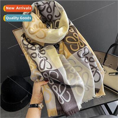 Korean  of the fashion pull wool scarf senior sense of light