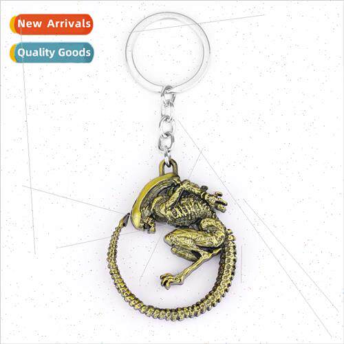 Alien vs. Iron Warrior Keychain Alien Aliens Alien Keyring P