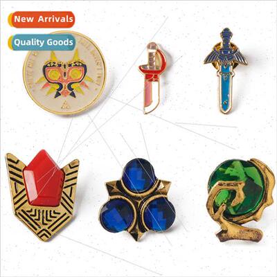 New game  jewelry The Legend of Zelda Skyward Sword brooch o
