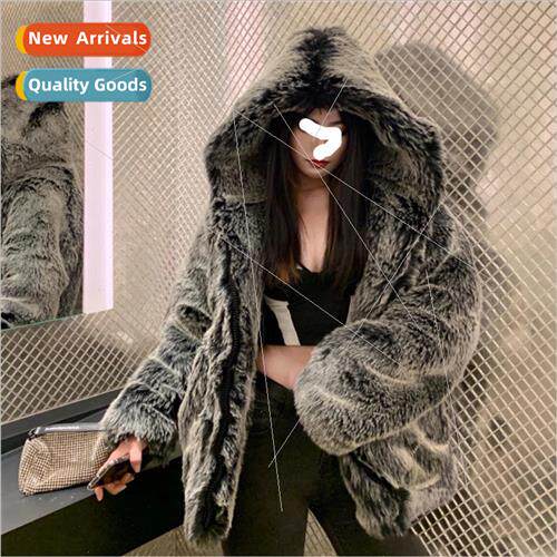 Star 2022 fall and winter new thickened hooded fur coat fema