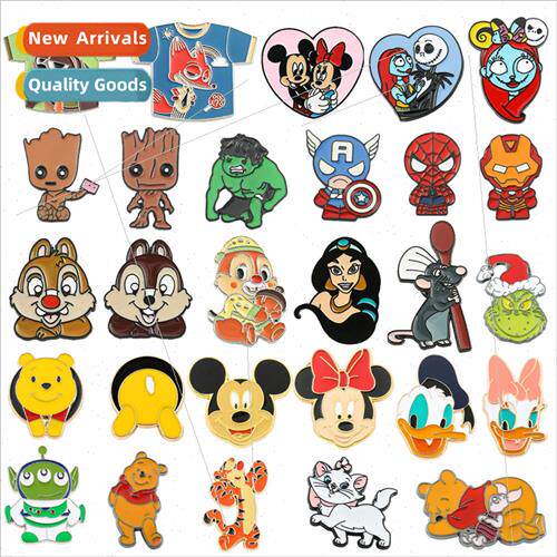 Cartoon around Mickey Minnie Mad Animal City metal badge Kik