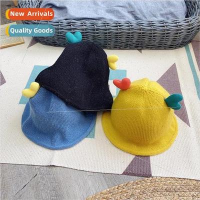 Autumn and winter new baby cute love hat outdoor windproof w