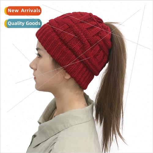 2020 new warm windproof pullover hat without label womens po