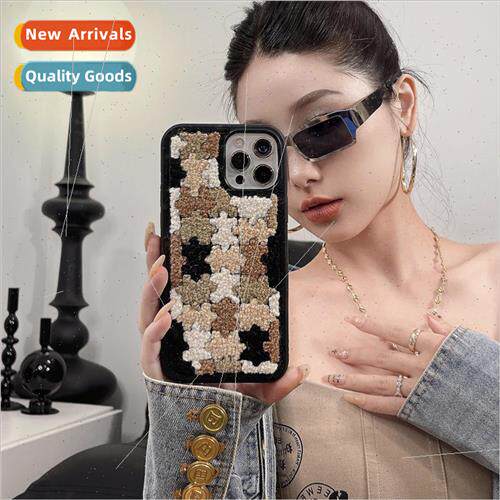Autumn and winter new embroidery puzzle 适用 iPhone 14 Apple