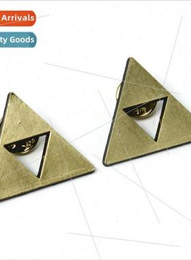 ZELDA The Legend of Zelda Triangle Bronze  Brooch Anime Peri