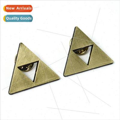 ZELDA The Legend of Zelda Triangle Bronze  Brooch Anime Peri