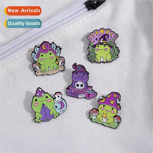 Cute Animal Brooch Magic Frog Purple Jewelry Cartoon Skull M