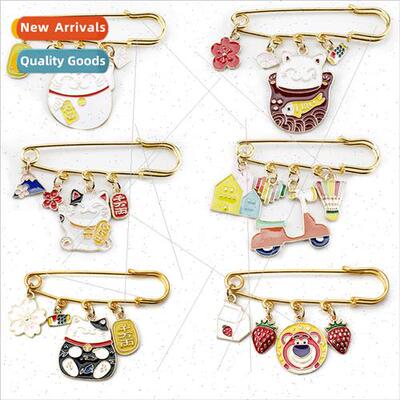 Popular new cute cat pin badge cartoon Winnie the Pooh straw