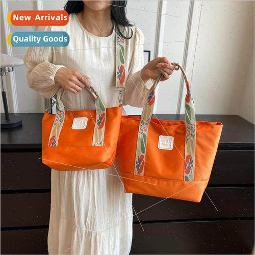 Yankee large-capacity small fresh ribbon shoulder bag out of