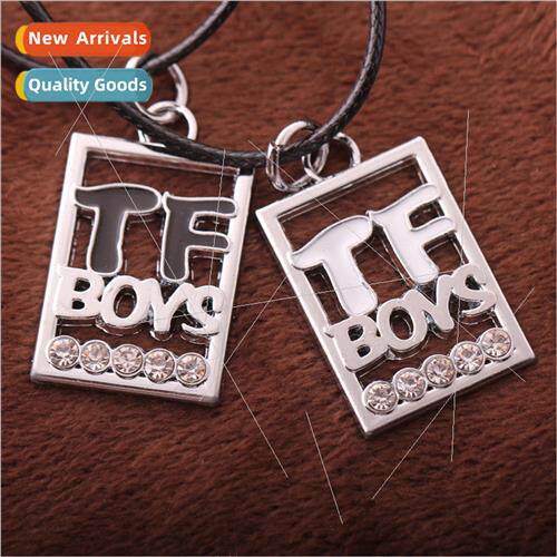 Star around TFBOYS necklace Wang Junkai Wang Yuan YiYang Qia