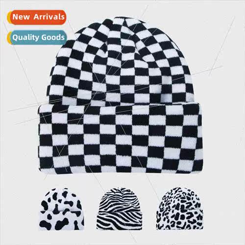 2021 new hat womens fall and winter warm fashion retro check