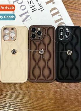 Merad Feathered three-dimensional camellia 适用 iPhone 13 ca