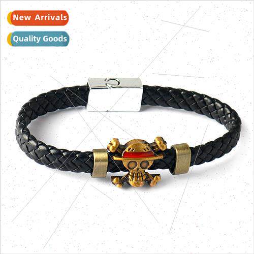 Anime around the King of Thieves bracelet straw hat ffy skul