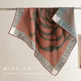 老钱风真丝丝巾女2025新款羊毛围巾秋季冬天系脖子轻奢高级感护颈