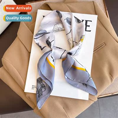 New 2023 pressial small square scarf female fall and winter