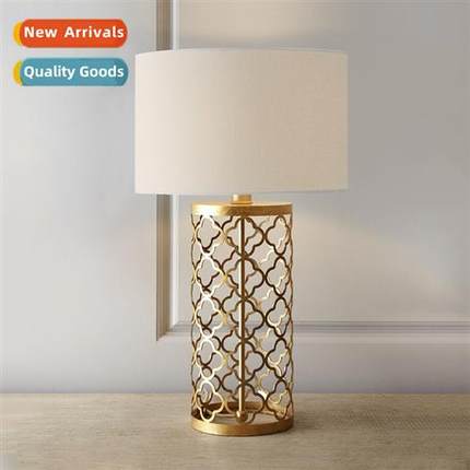 Scinavian simple engineering hotel American table lamp creat