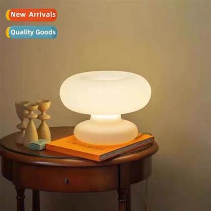 French cream wind glass table lamp bedroom girl senior   val