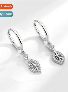 2022 new tide light luxury earrings leaves niche  ear buckle