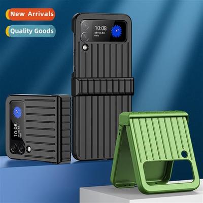 适用Samsung Z Flip5 3- folding suitcase oil spraying phone c