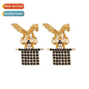 Carto quirky persaly rogue rabb diamd earrings creative fash