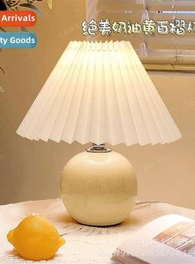 Vintage cream wind bedroom bedside table lamp Scinavian plea