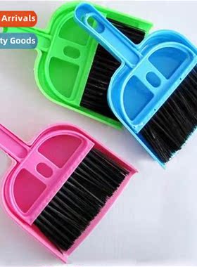 A1506 Mini Desktop Sweep Cleaning Brush Keyboard Brush wh Du