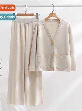 Design  cuffs h color big gold butt sweater female 2023 fall