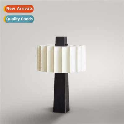 Modern Chinese living room table lamp er Scinavian minimalis