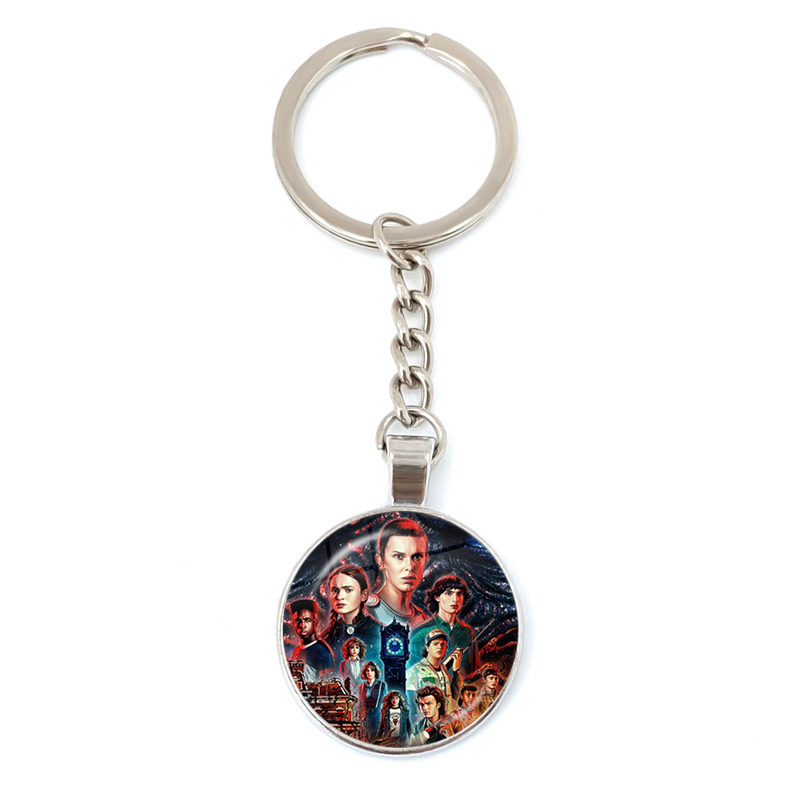 Stranger Things Hellfire Club Mask Time Gemste Glass Keychai