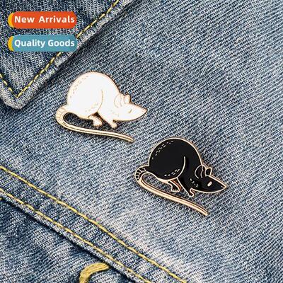 Drip Oil Cowboy Badge Black and Whe Mouse Brooch Cute Carto