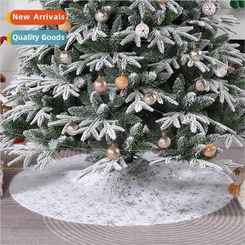 Stamped Snowflake Print Whe Tree Skirt Christmas Decorations