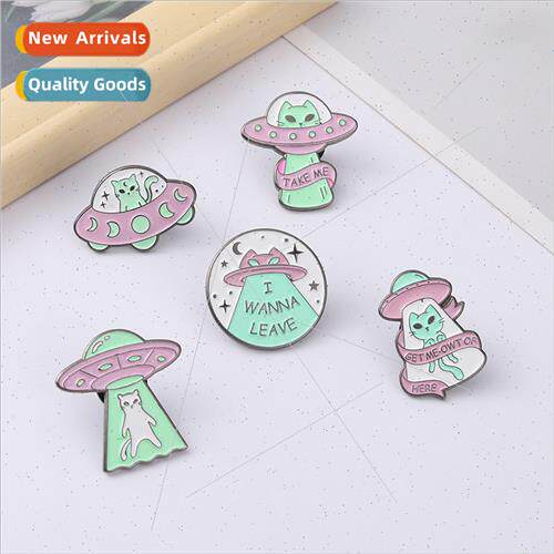 Creative Cartoon New Spaceship Series Alloy Brooch Badge Clo
