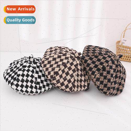 mple children hats fall winter new rhombus grid beret Korea