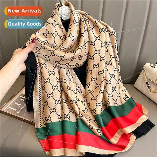 Summer sunscreen new Europe Uned States imation silk scarf f