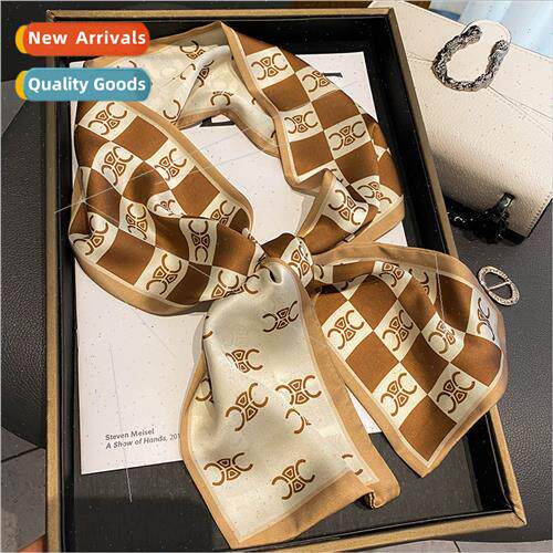 2022 Korea  spring fall new CC letters small silk scarf fema