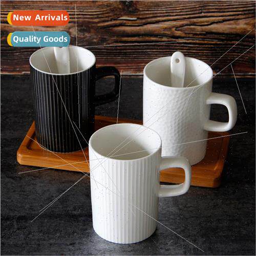 Creative mple Europe Ceramic Mug wh Spoon Black Matte Vertic