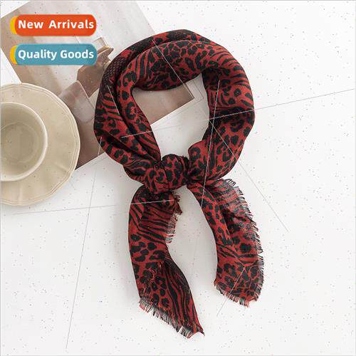 2023 spring new nd personaly leopard square scarf fashion te