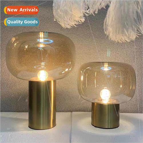 Scandinavian bedroom bedside table lamp designer model house