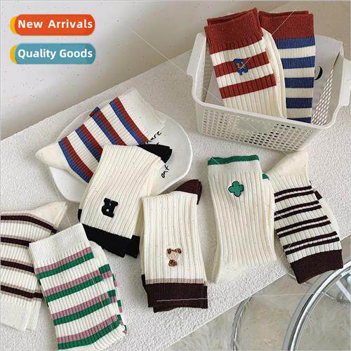 Socks women fall winter double needle embroidery mid-calf so
