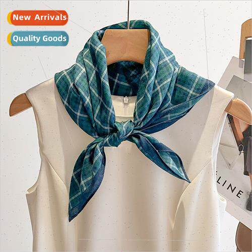 2023 new cotton linen Korea  plaid small square scarf female